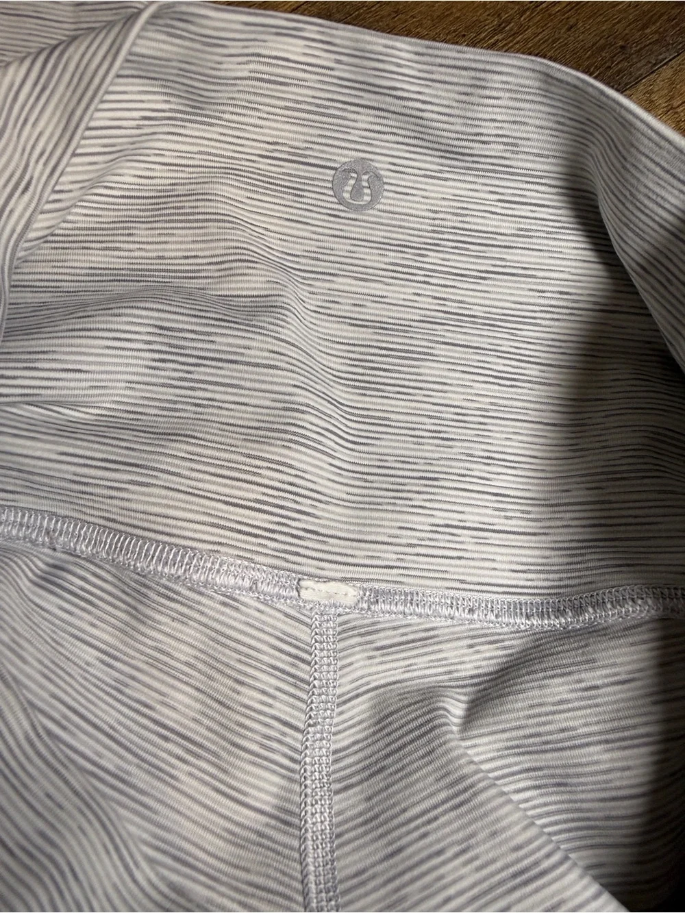 Lululemon Align Crop Leggings Scalloped Wave Hem Size 6
